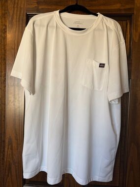 Dickies Men's White Short-Sleeve Pocket T-Shirt 2XL
